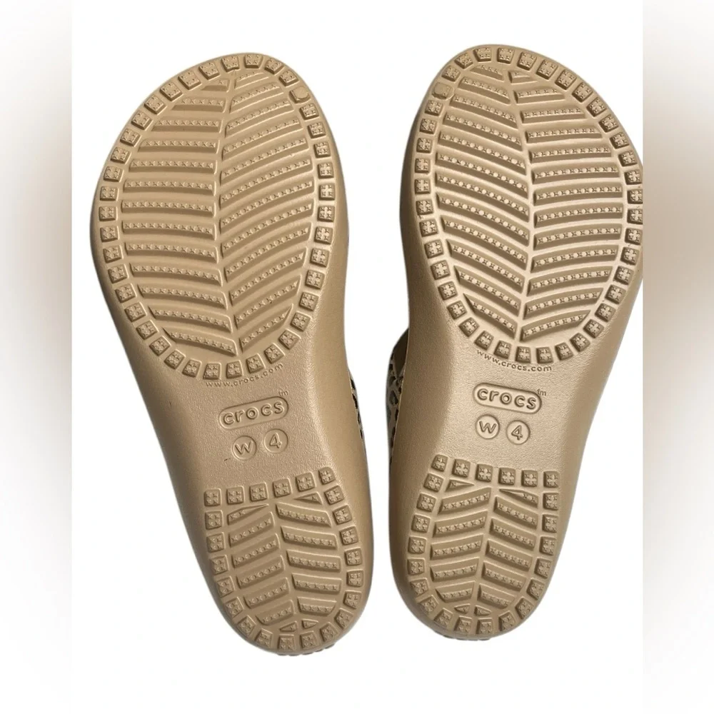 NWT Crocs Kadee II Leopard Sandal - Woman’s Size 4 - Picture 4 of 6